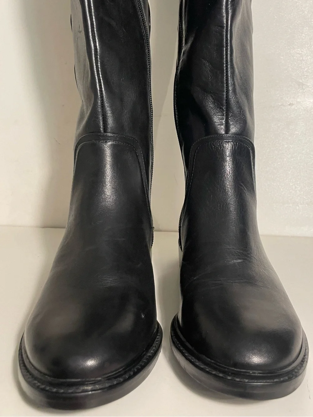 Gianni Bini Embroidered Back Black Leather Full Zip Knee High Riding Boots 6M